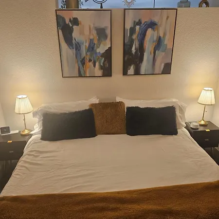 Modern Cozy Condo Facing Riverwalk W King Suite San Antonio Exterior photo